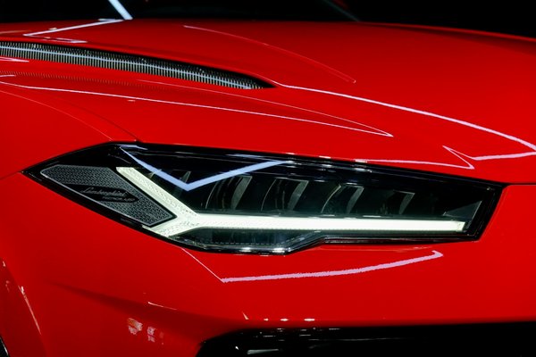 Comment choisir un système de navigation pour une voiture de grande taille?